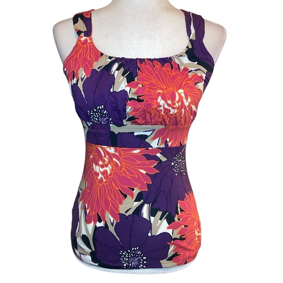 Floral Sleeveless Top - Picture 1 of 6